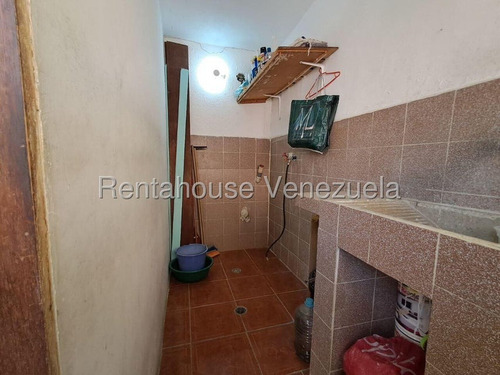 ¡descubre El Hogar De Tus Sueños En Cabudare! Imagina Vivir En Una Hermosa Casa De 2 Plantas, Situada En Un Urbanismo Tranquilo Y Seguro, Donde La Naturaleza Te Abraza Cada Día. Tu Nuevo Hogar Te Espe