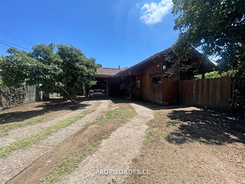 Casa En Venta De 3 Dorm. En Curicó