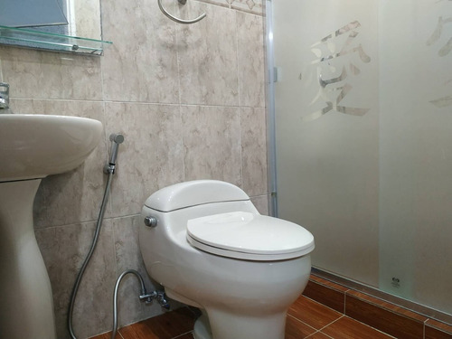 Imagen 10 de 23 de Casa En Venta La Trigaleña Valencia Calle Cerrada Doble Porton Electrico G12m1117