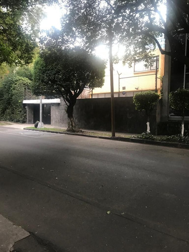Imagen 2 de 18 de Casa A Precio De Terreno En La Exclusiva Colonia Guadalupe
