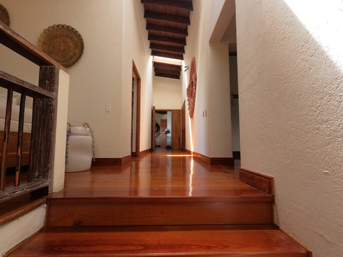 Se Vende Exclusiva Casa Campestre En El Alto Del Escobero Envigado!
