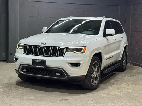Jeep Grand Cherokee 3.7 3.6 Edición 75 Aniversario 4x2 At
