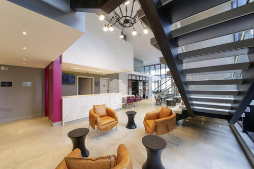 Studio 28m² No Batel, Curitiba - St0058