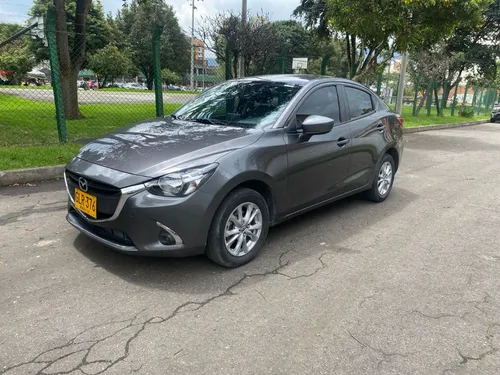 Mazda 2 Touring Aut
