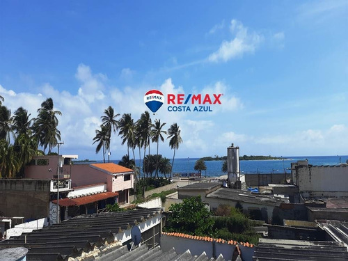 Imagen 11 de 16 de Re/max Vende Casa Con Uso De Posada En Centro De Chichiriviche A ½ Cuadra Del Malecón.