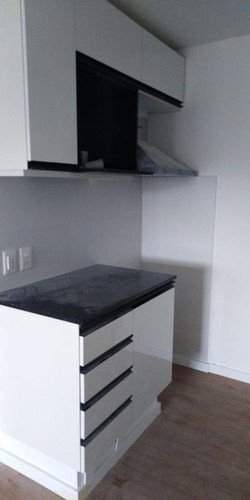 Apartamento 1 Dormitorio Primer Piso Al Frente, Terraza, Parrillero