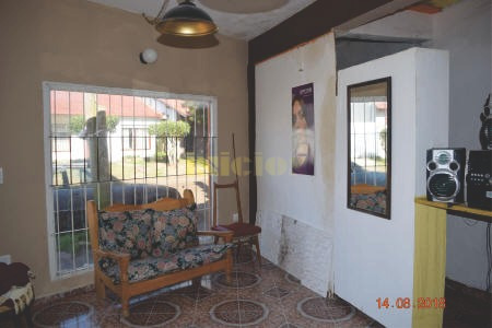 Imagen 3 de 4 de C365 Local Con Vivienda En Mar De Ajó