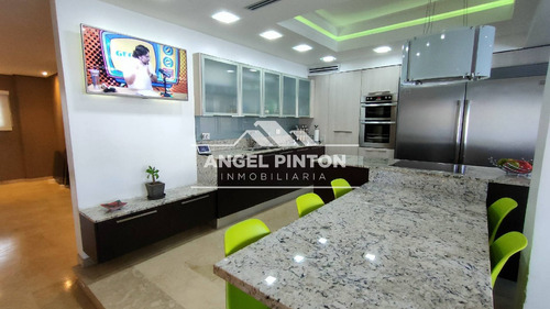 Townhouse Venta Lago Mar Beach Maracaibo Api 3014