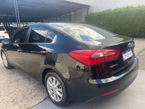 Imagem 4 de 8 de Kia Cerato Sedan 1.6 16v 4p Ex Automático