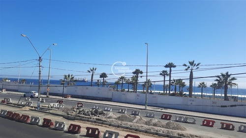 Local Comercial En Arriendo Plena Av Ejercito En Antofagasta
