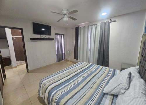 Casa Amueblada En Renta Col Jardines Celaya