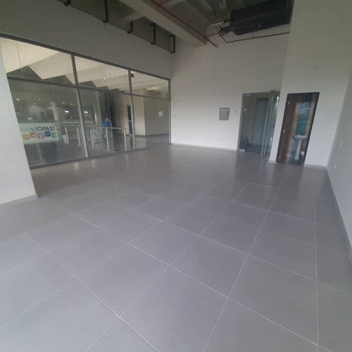 Imagen 1 de 14 de Alquiler Oficina Torre World Trade Center Naguanagua