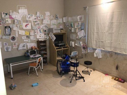 Imagen 12 de 30 de Casa - Lomas Sur