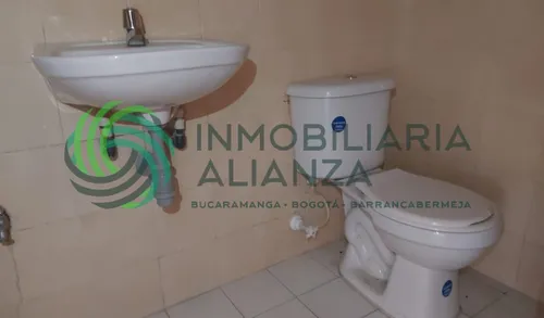 Local En Arriendo En García Rovira. Cod A16268