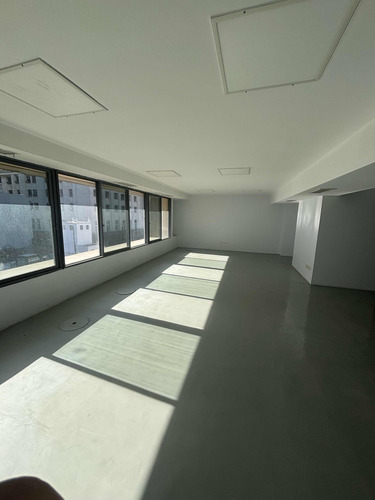 Venta De Oficina 220 M2