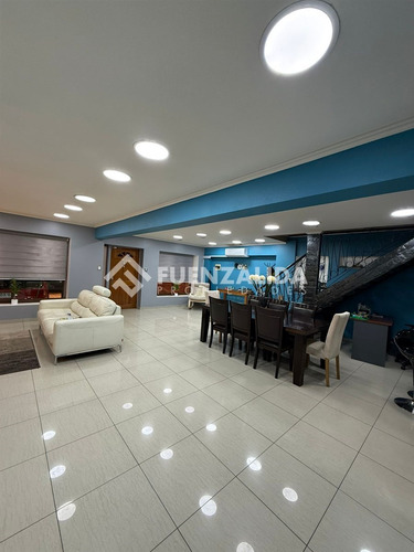 Espectacular Casa En Venta De 3 Dorm. En Lo Espejo