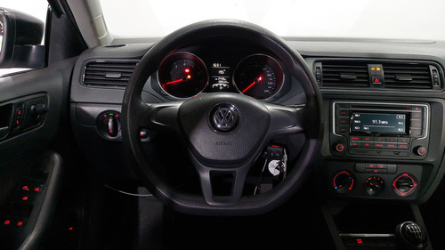 Volkswagen Jetta 2.0 Mt