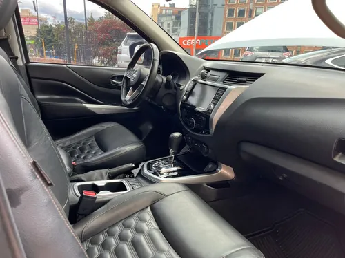Nissan Frontier 2.5 Le