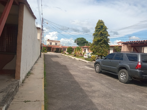 Imagen 7 de 23 de Casa En Venta En Cabudare, La Piedad, Urb. Nueva Con Pocas Viviendas. Inf. 0424-5337900,mls #22-8447, Nds 17