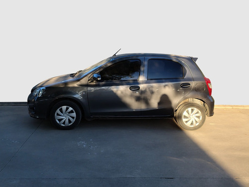 Toyota Etios 1.5 X 6mt My19