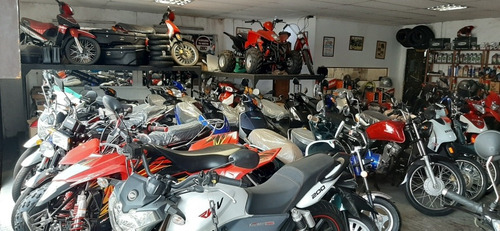 Imagen 11 de 15 de Benelli 180s