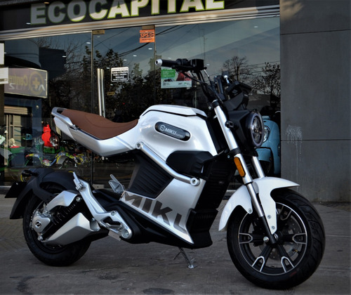 Imagen 8 de 20 de Super Miku Sunra 100km 95km/h Litio Moto Electrica Deportiva