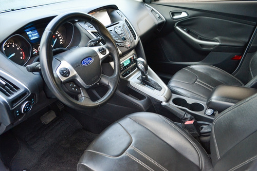 Imagem 5 de 12 de Focus Se 2.0 Automático Top Com Kit Multimídia Completa