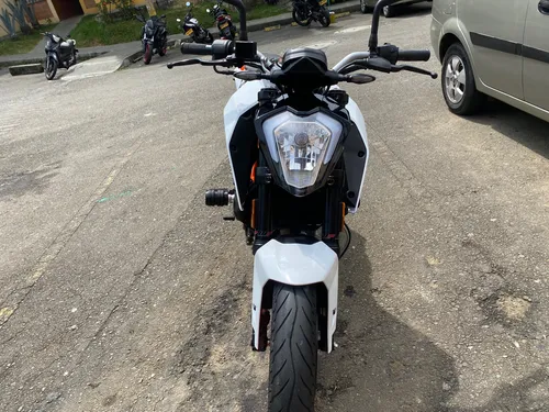 200 Duke Ng (generación 2) Wo Modelo 2025