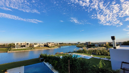 Casa En Venta En San Sebastian, Escobar, G.b.a. Zona Norte