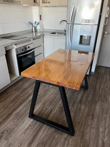 Mesa Comedor Estilo Industrial Con Cubierta De Madera Gruesa