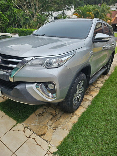 Toyota SW4 2.7 Sr 7l 4x2 Flex Aut. 5p