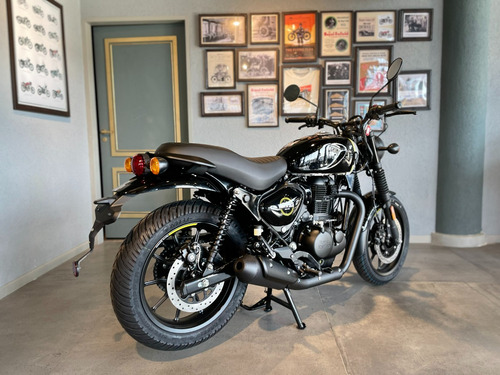 Imagen 5 de 25 de Royal Enfield Hntr 350 Rebel Black
