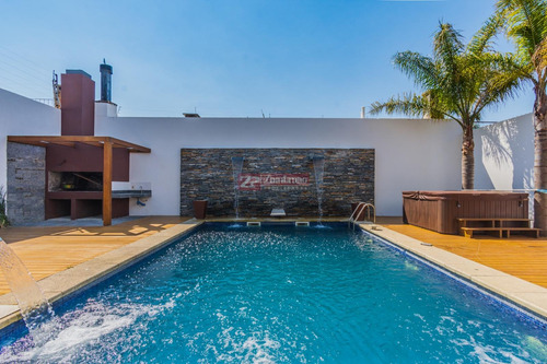 Espectacular Casa En Venta Y Alquiler | Punta Gorda