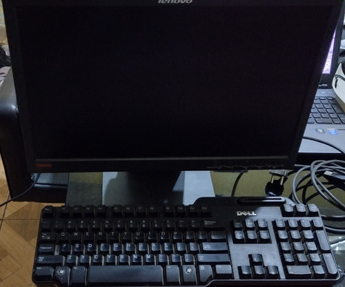 Monitor Lenovo 16 Pulgadas + Teclado Dell Impecable 