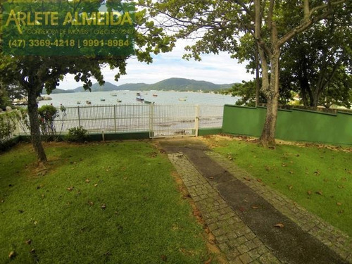 Imagem 11 de 15 de Casa No Bairro Centro Em Porto Belo Sc - 707