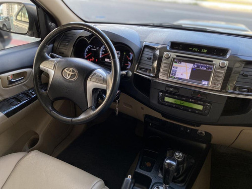 Imagem 12 de 15 de Hilux Sw4 Srv D4-d 4x4 3.0 Tdi Dies. Aut