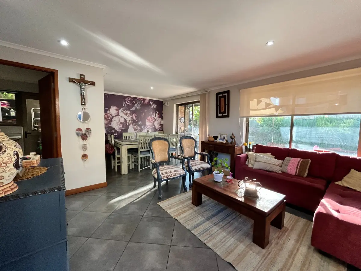 Imagen 2 de 21 de Vendemos Linda Casa En Condominio Cerrado Hacienda-talca