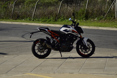 Ktm Duke 250 2020 Blanca - Pocos Km - Único Dueño