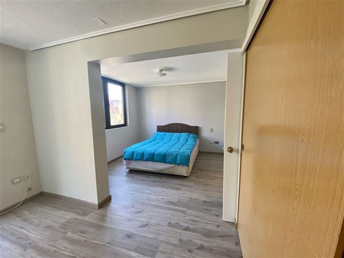 Amplio Departamento Remodelado En Recreo