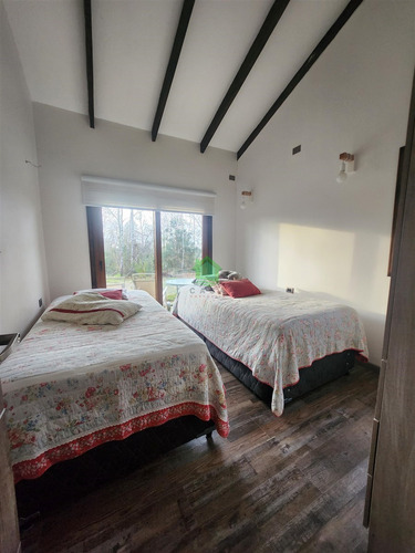 Casa De 2 Dorm. En Parcela En Venta En Valdivia