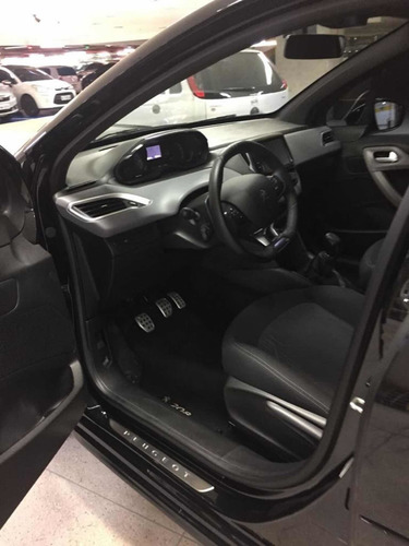 Peugeot 208 2017 1.6 16v Sport Flex 5p