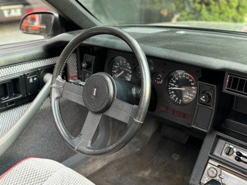 Chevrolet Camaro Iroc-z Conversível - 1988