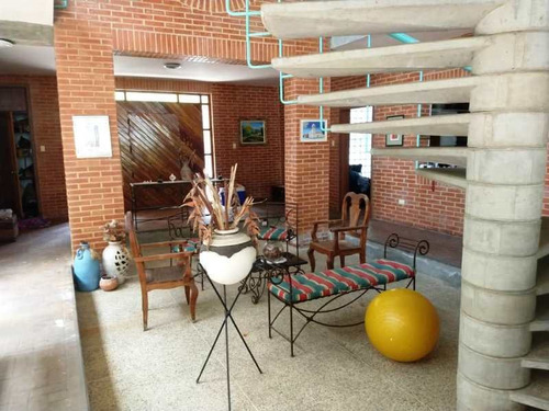 Imagen 4 de 9 de Casa En Urb. El Parral