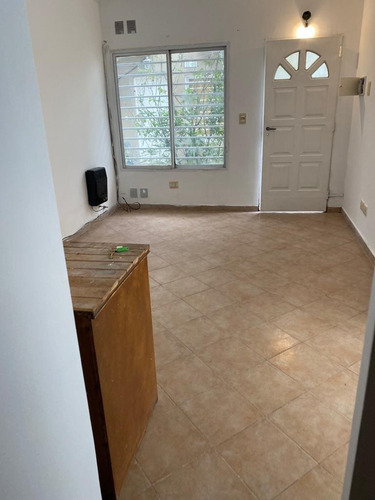 Imagen 6 de 21 de Triplex 4 Ambientes Ramos Mejia Sin Expensas