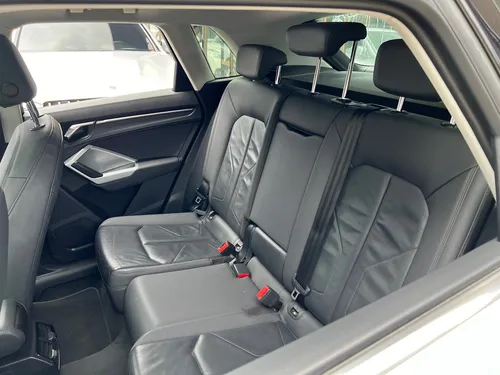Audi Q3 Ambition