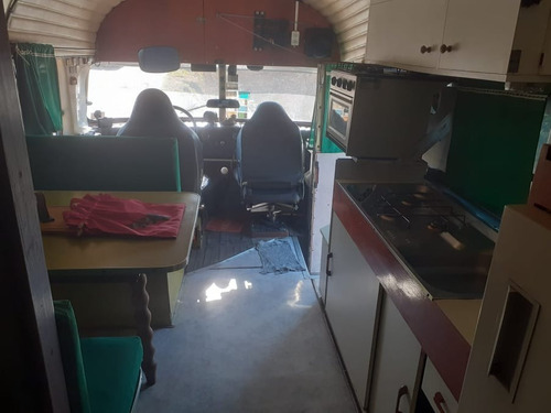 Imagen 11 de 13 de Motor Home M. Benz 911 (motor 1518 Turbo) Titular/homologado
