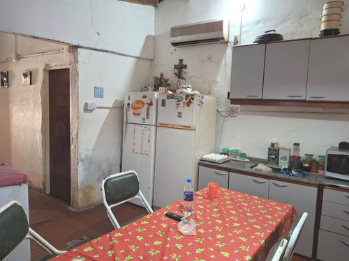 Venta Casa En Jose C Paz. 3 Dormitorios