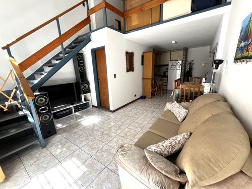 Venta Ph 2 Ambientes En Villa Pueyrredon Con Patio
