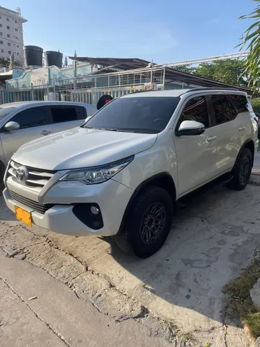 Toyota Fortuner 2.4 Street At 7As