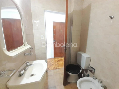 Imagen 5 de 10 de Departamento En Venta O Permuta Ubicado En Abasto, Capital Federal, Buenos Aires
